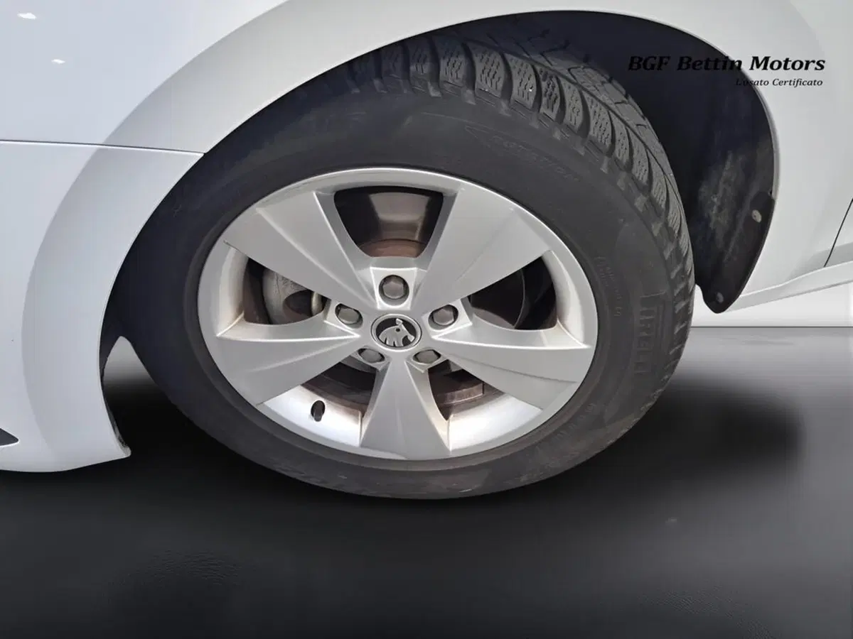 Skoda Octavia Station Wagon usata a Padova (9)