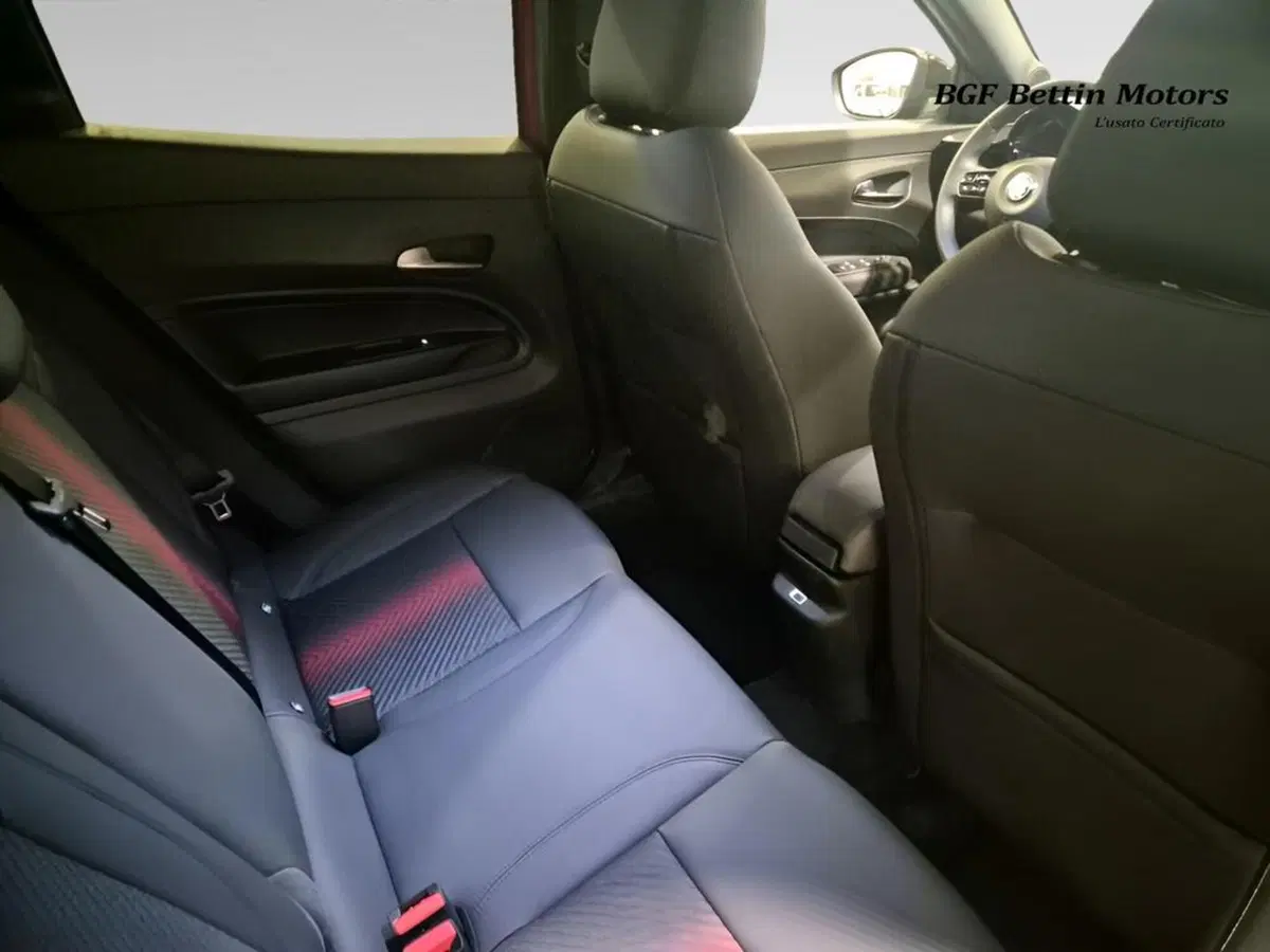Alfa Romeo Junior nuova a Padova (11)