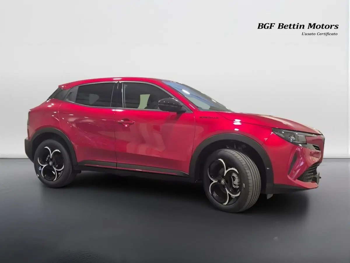 Alfa Romeo Junior nuova a Padova (5)