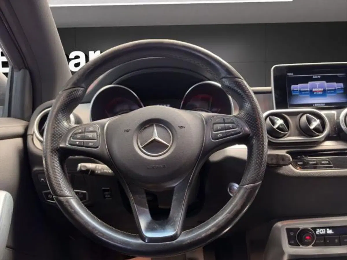 Mercedes-Benz Classe X Pick-up usata a Milano (10)