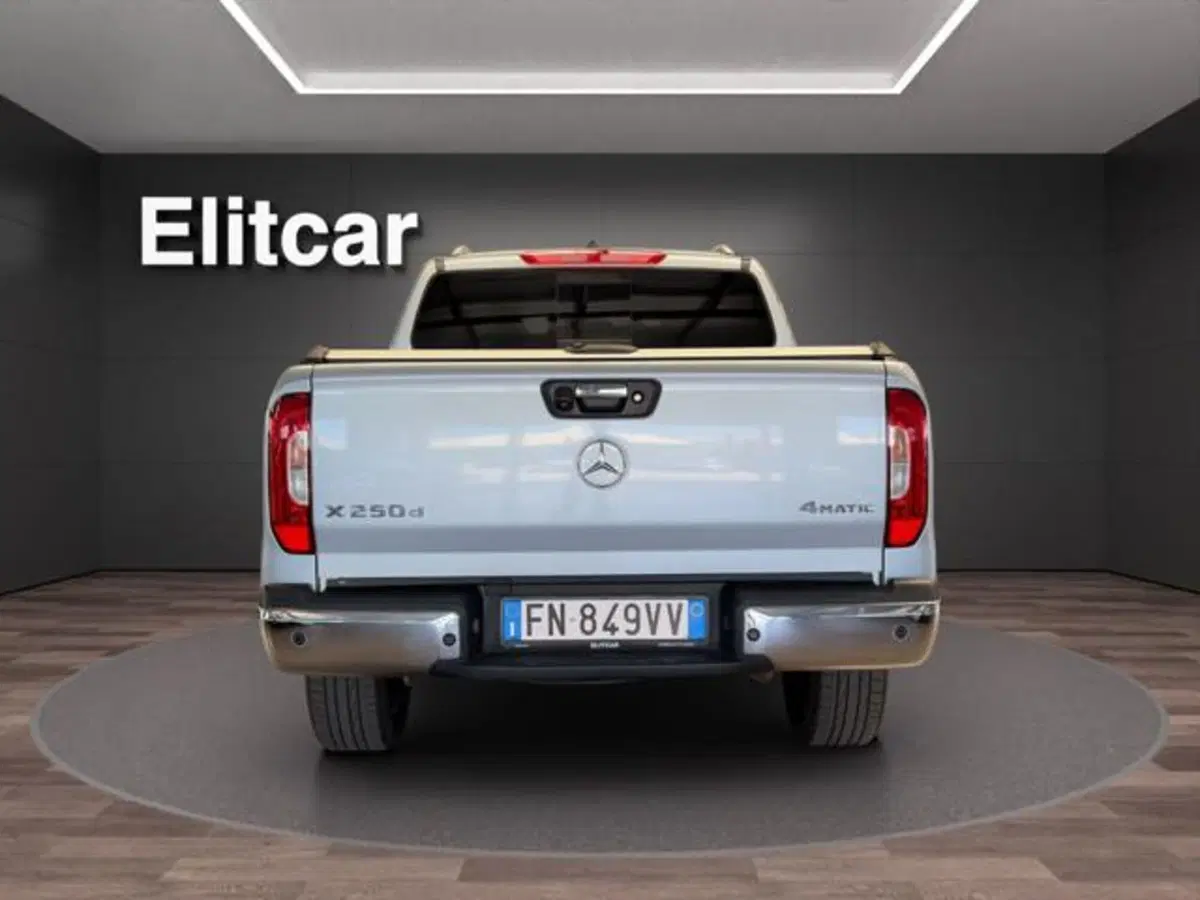 Mercedes-Benz Classe X Pick-up usata a Milano (14)