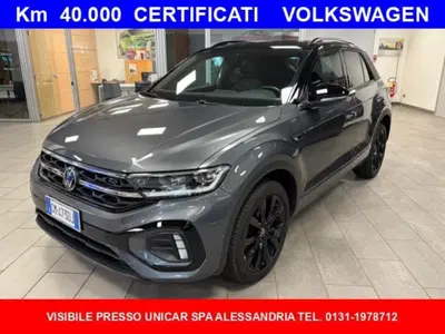 Volkswagen T-Roc 1.5 tsi R-Line del 2023 usata a Alba