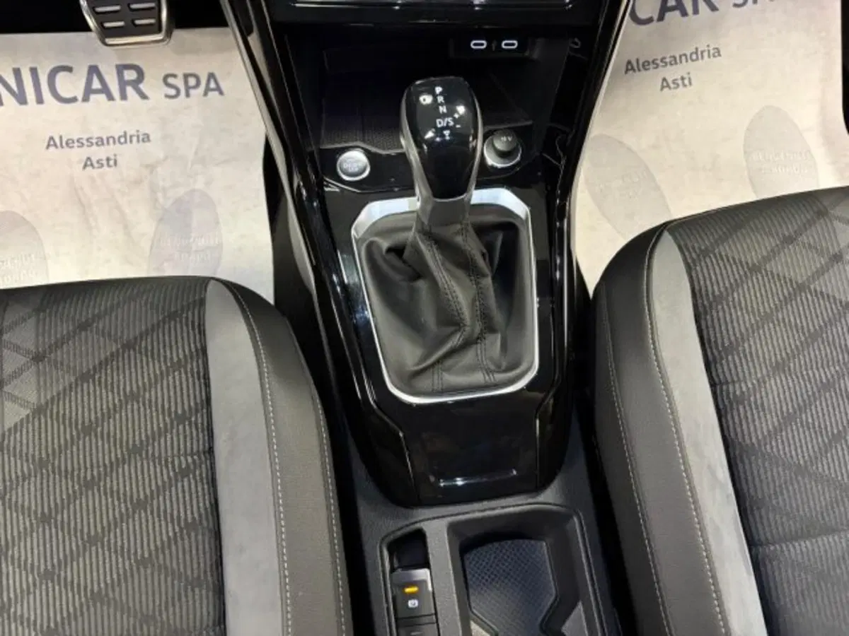 Volkswagen T-Roc usata a Cuneo (12)