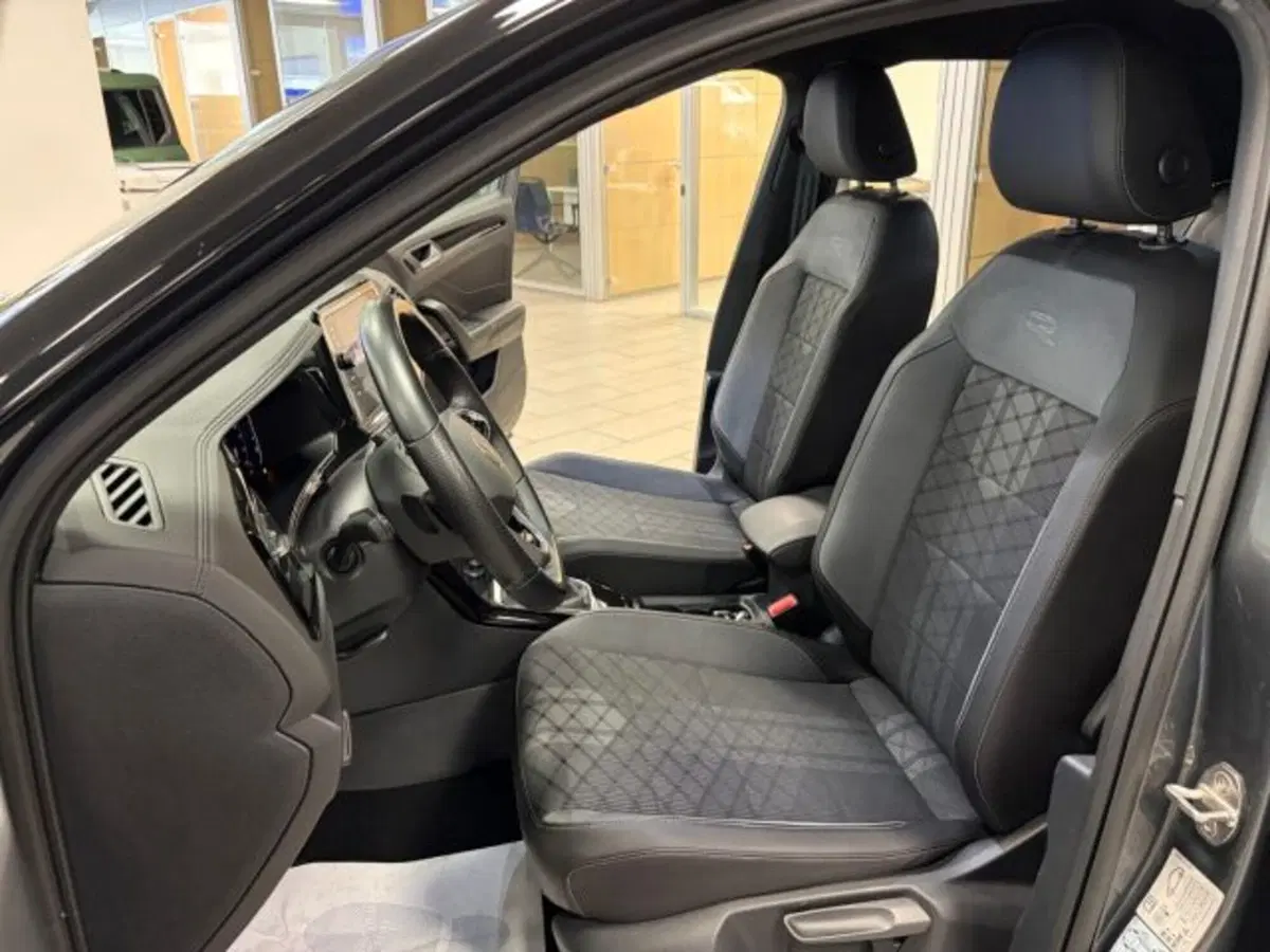 Volkswagen T-Roc usata a Cuneo (13)
