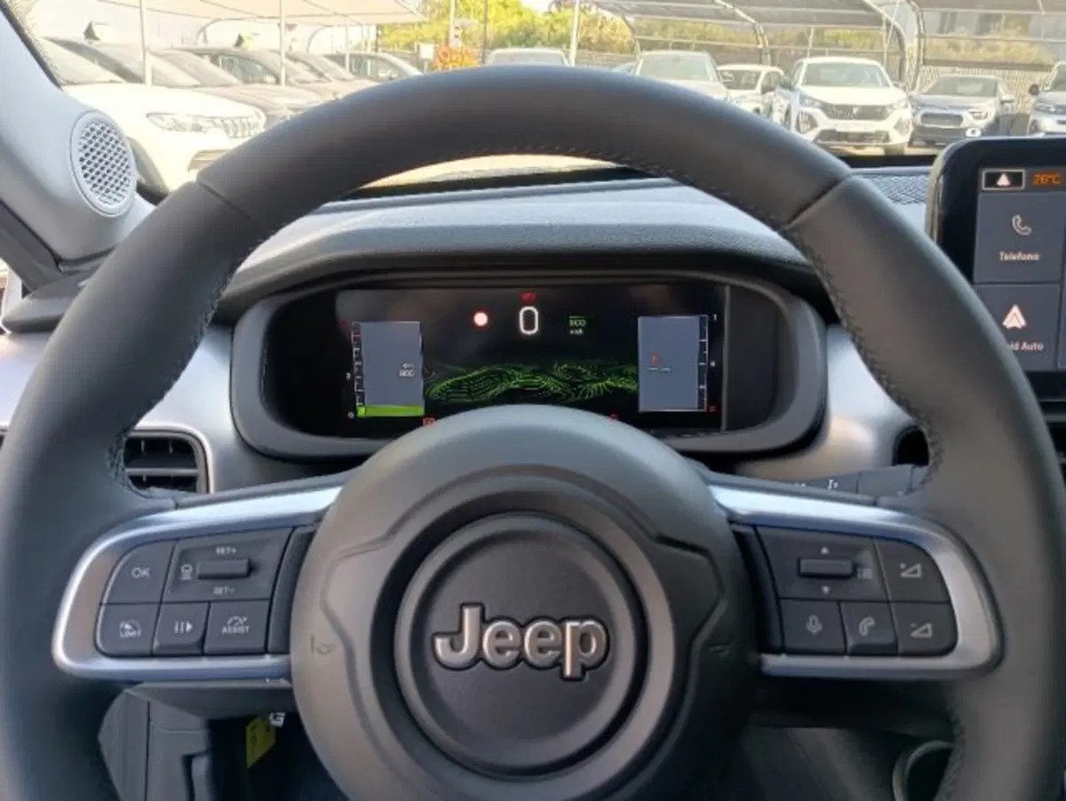 Jeep Avenger nuova a Brescia (7)