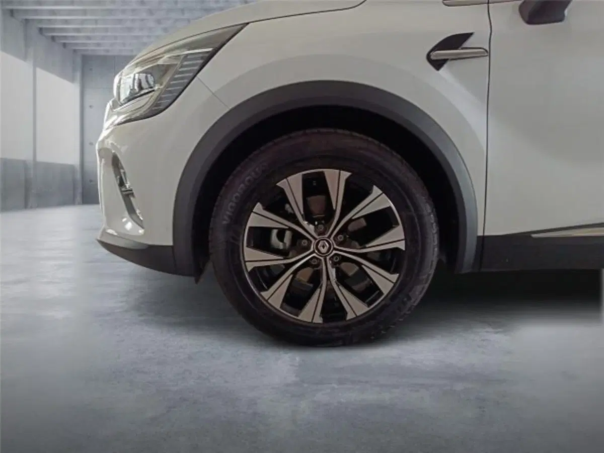 Renault Captur usata a Bari (8)