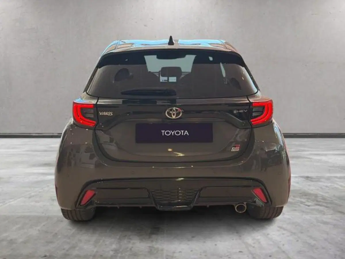 Toyota Yaris GR Sport usata a Sassari (4)
