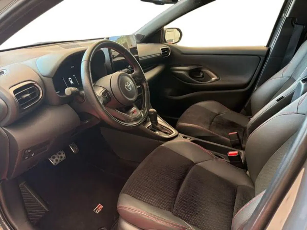 Toyota Yaris GR Sport usata a Sassari (7)