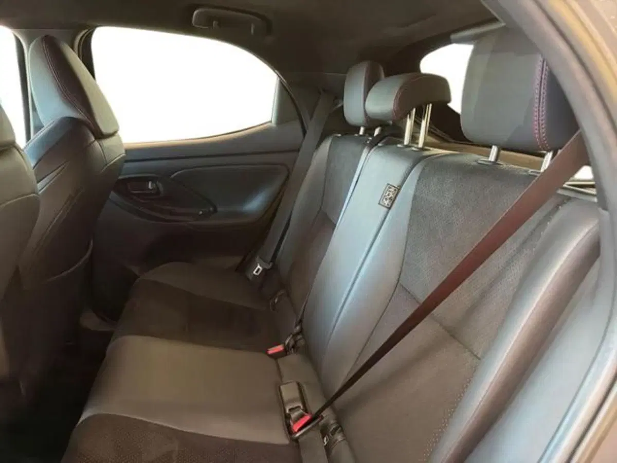 Toyota Yaris GR Sport usata a Sassari (8)