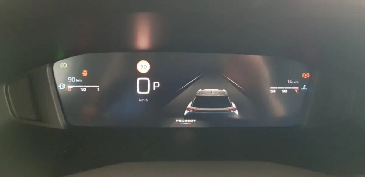 Peugeot 2008 nuova a Pordenone (15)