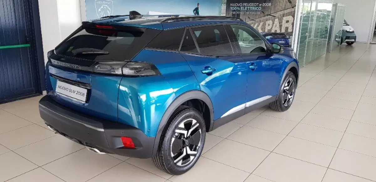 Peugeot 2008 nuova a Pordenone (6)