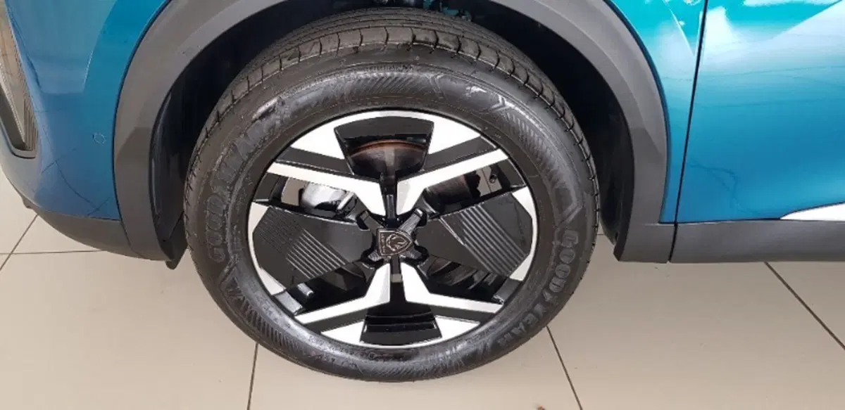 Peugeot 2008 nuova a Pordenone (9)