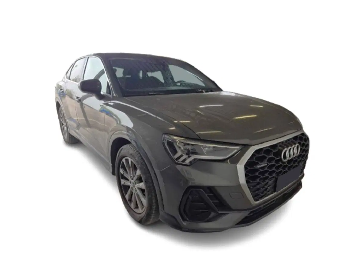 Audi Q3 Sportback usata a Bari (10)