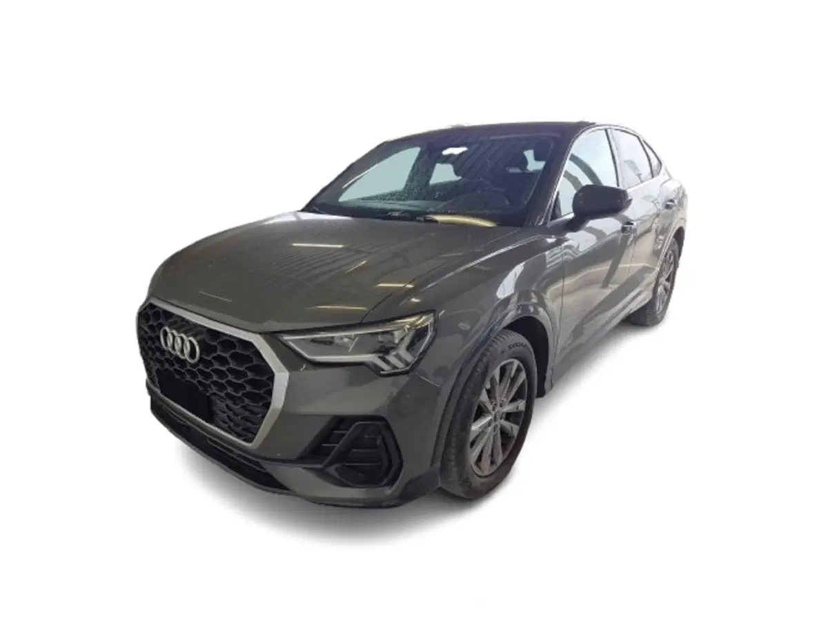 Audi Q3 Sportback usata a Bari (9)