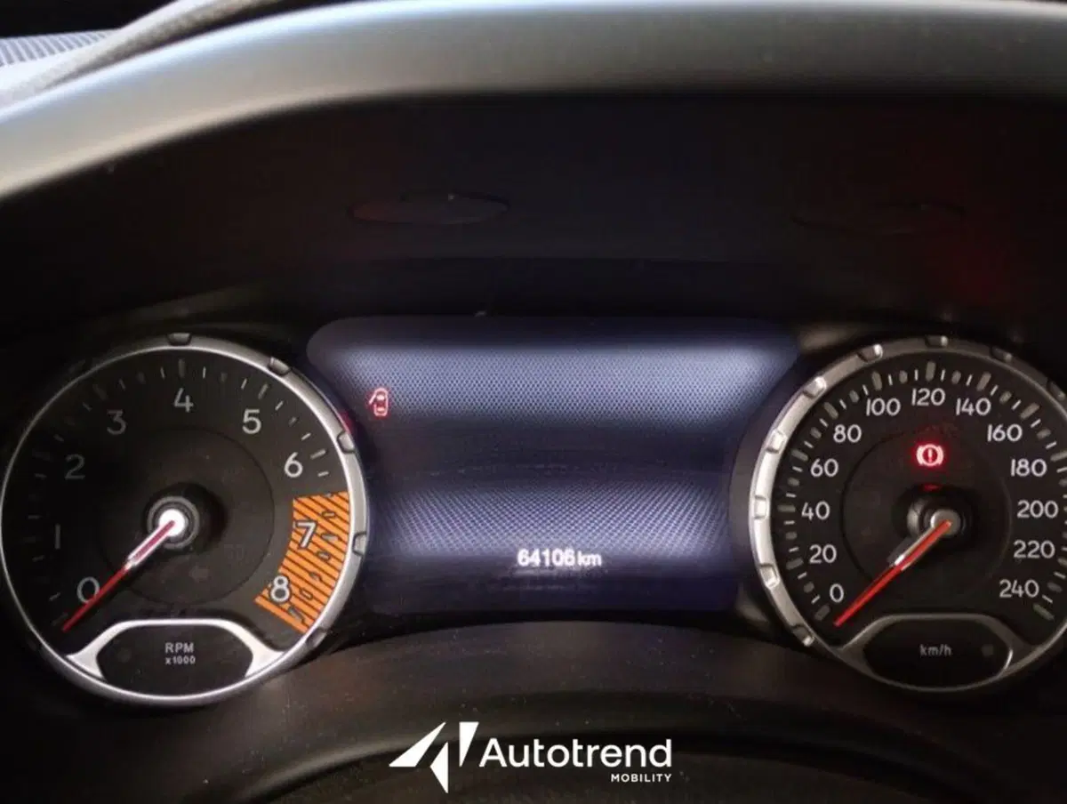 Jeep Renegade usata a Bari (6)