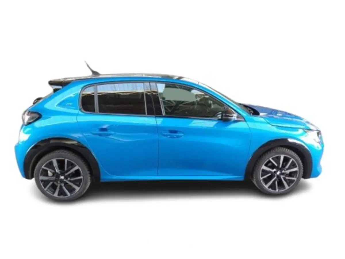Peugeot 208 usata a Bari (13)