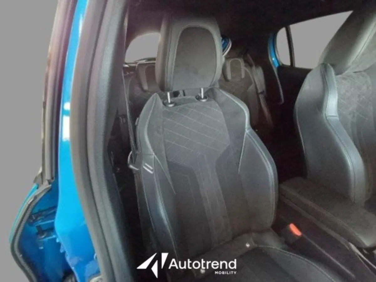 Peugeot 208 usata a Bari (6)