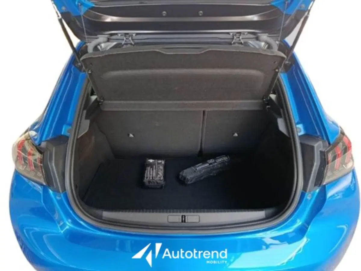 Peugeot 208 usata a Bari (9)
