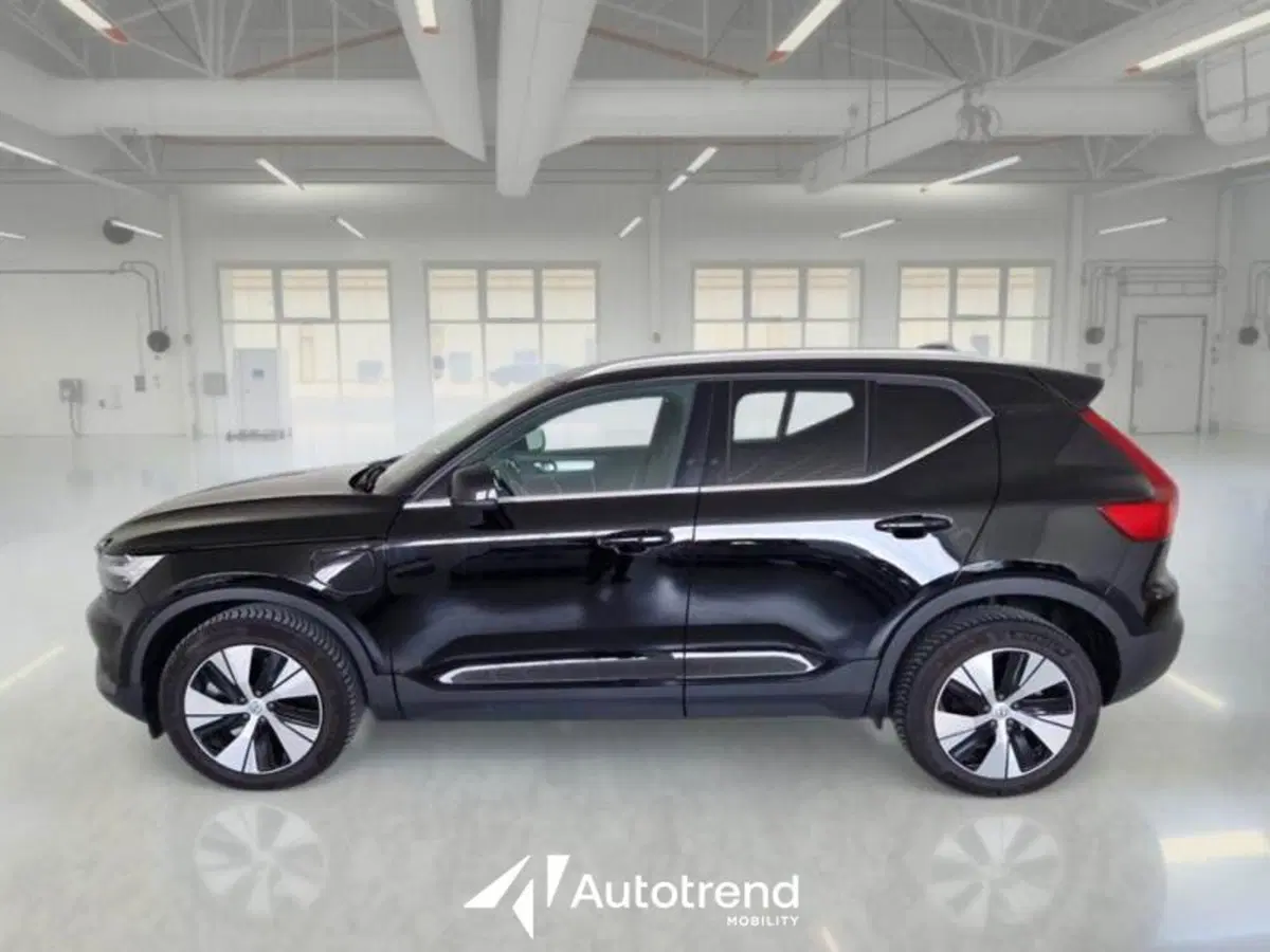Volvo XC40 usata a Bari (4)