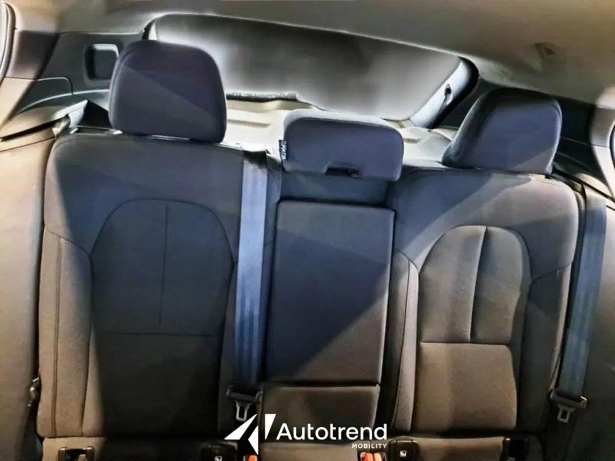 Volvo XC40 usata a Bari (11)