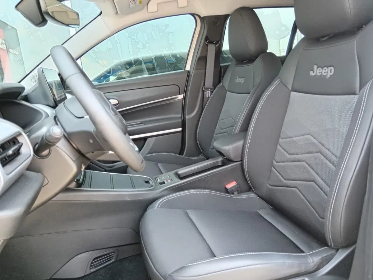 Jeep Avenger usata a Alessandria (11)