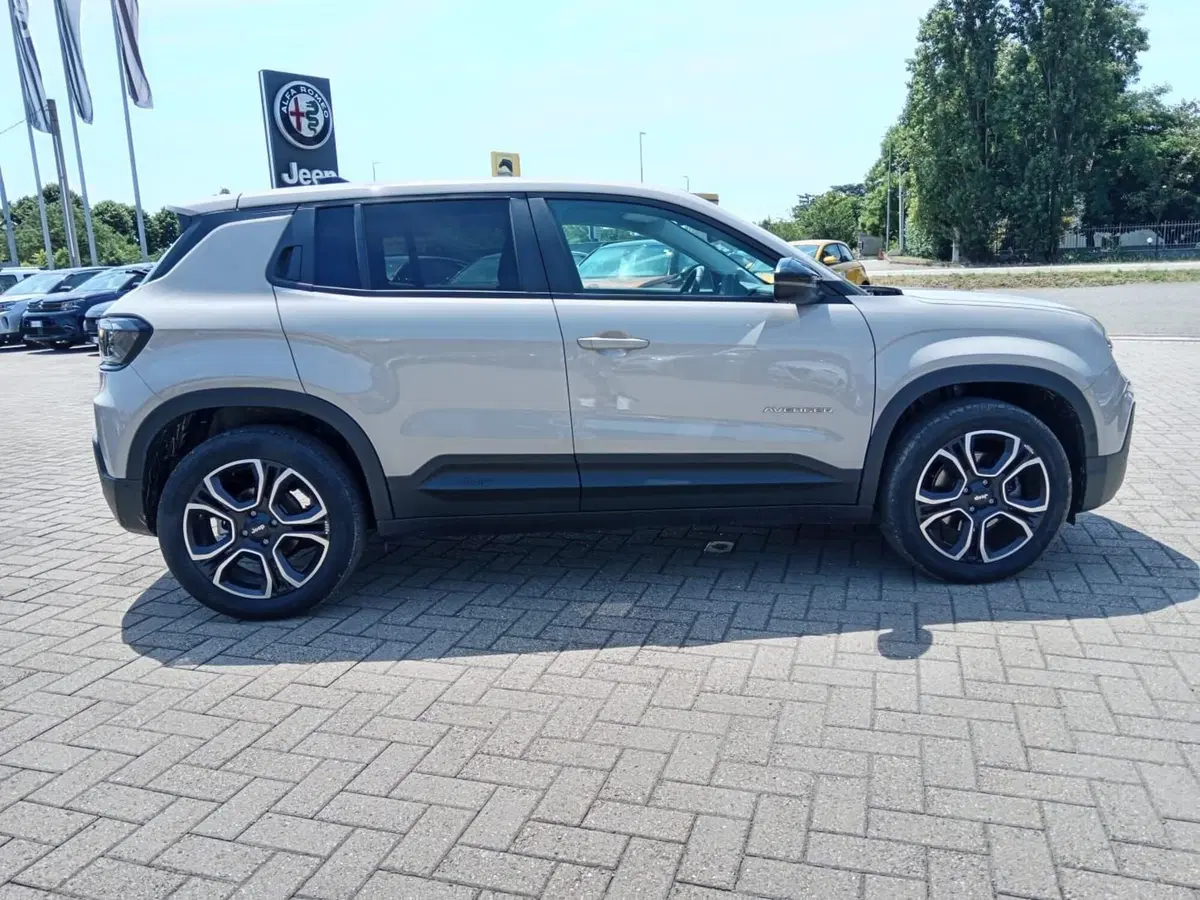 Jeep Avenger usata a Alessandria (4)