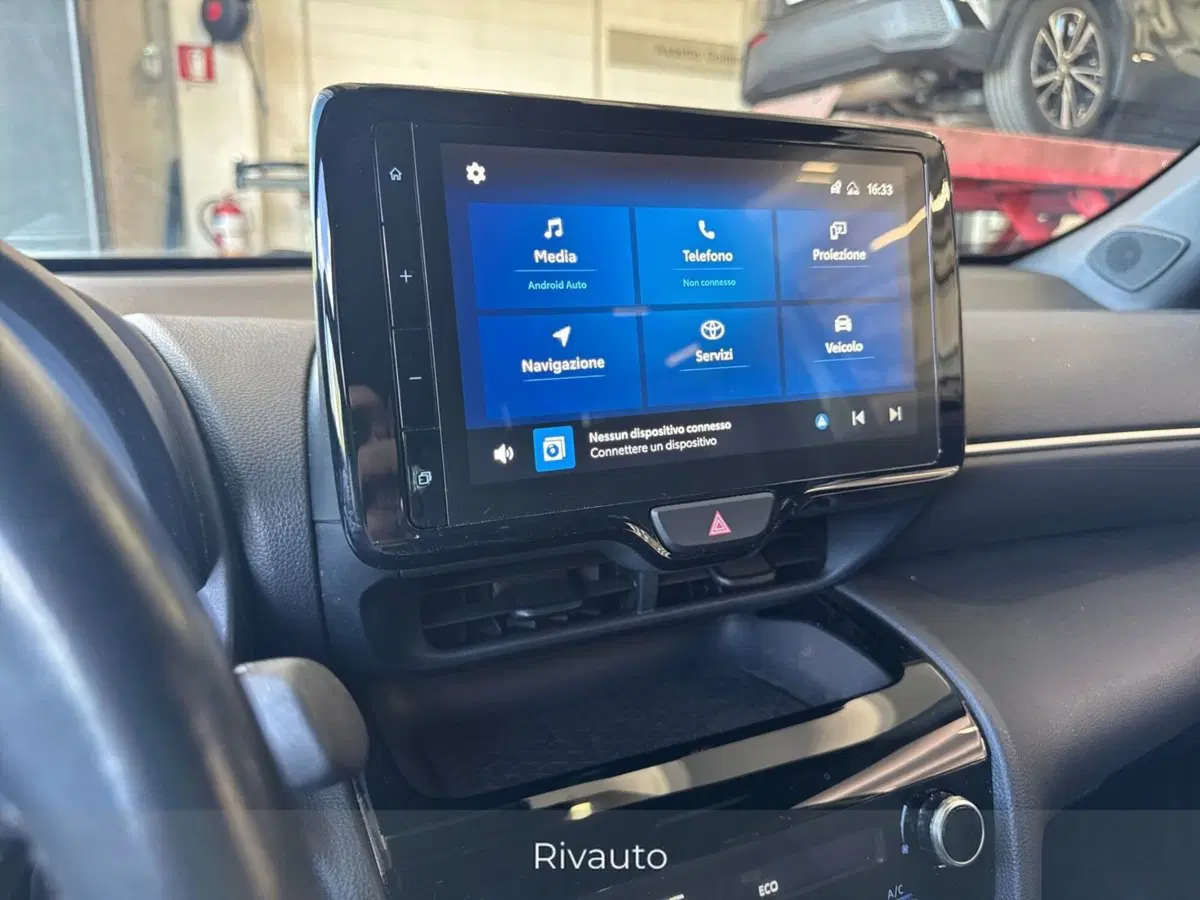 Toyota Yaris Cross usata a Como (10)