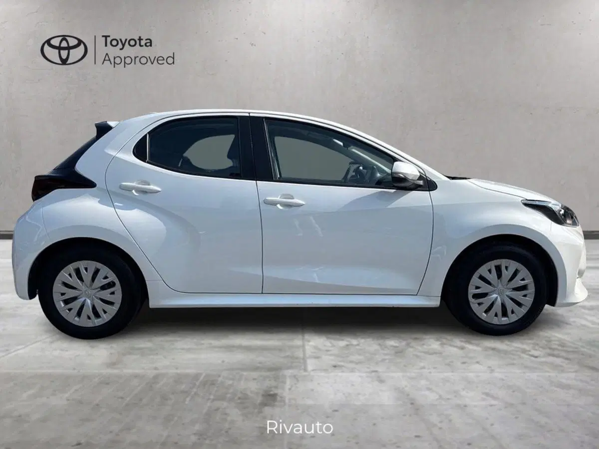 Toyota Yaris usata a Como (4)
