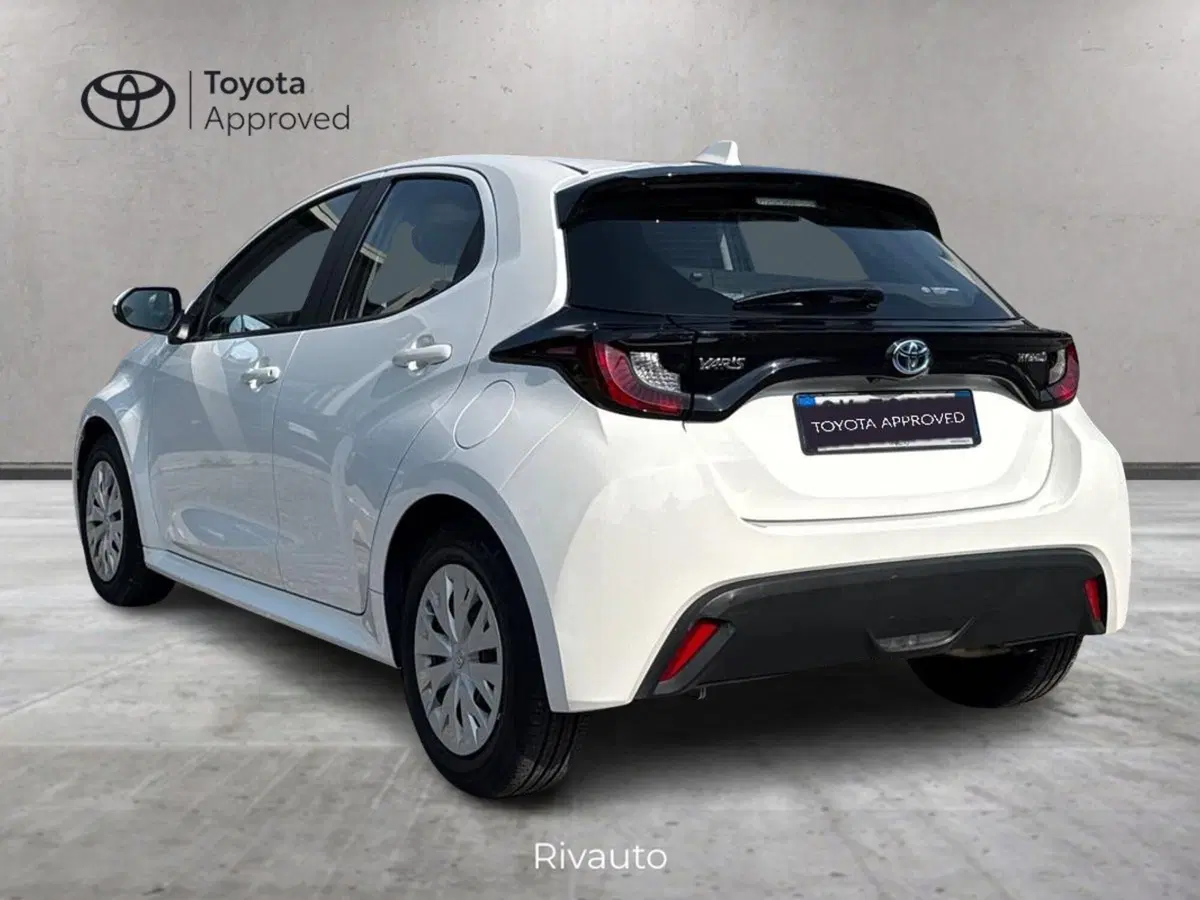Toyota Yaris usata a Como (5)