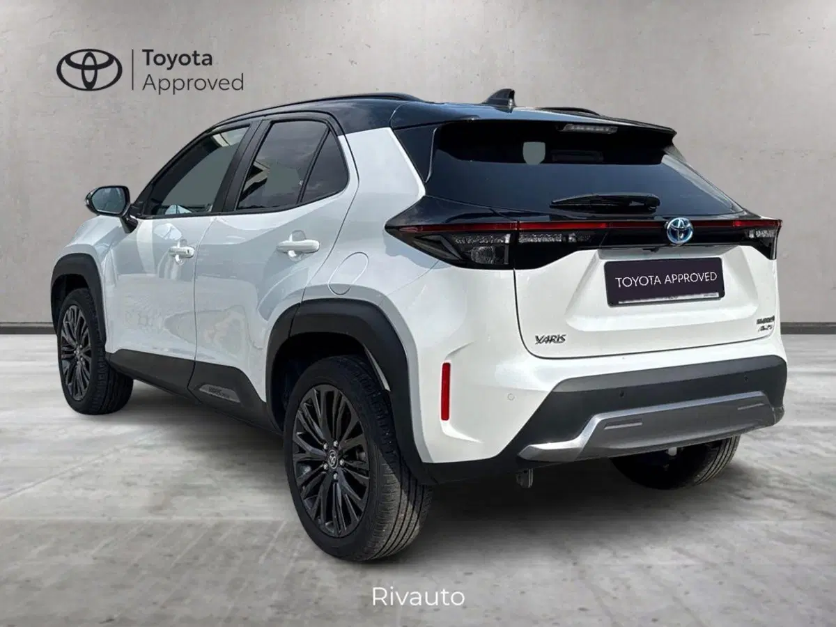 Toyota Yaris Cross usata a Como (5)
