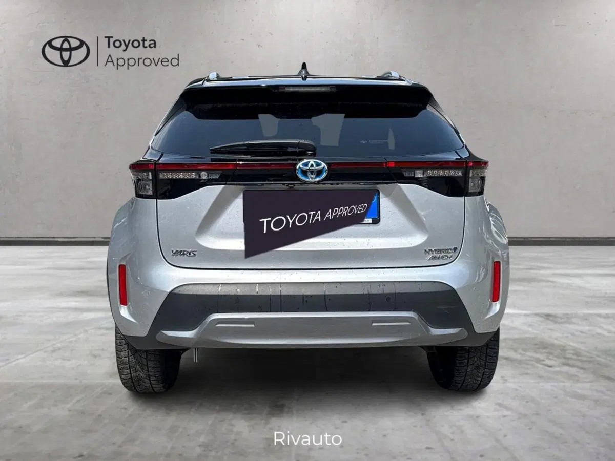 Toyota Yaris Cross usata a Como (12)