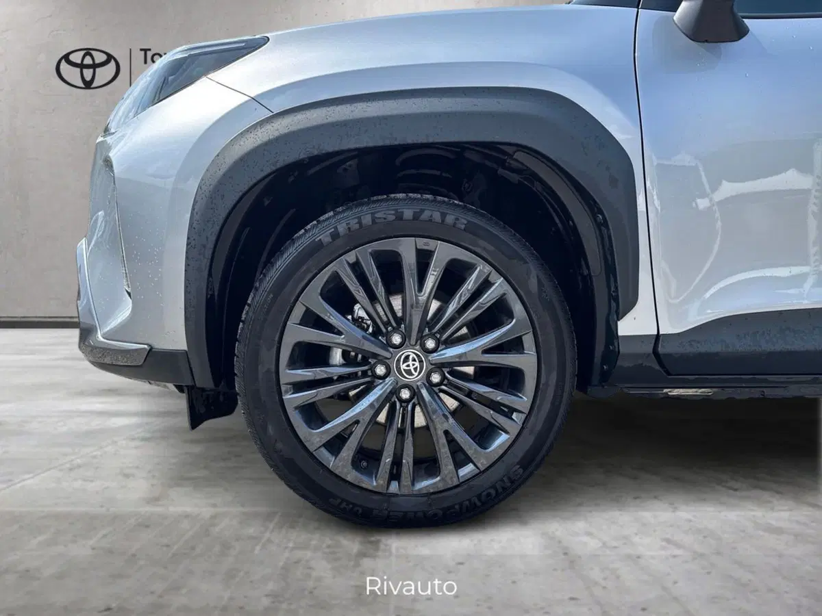 Toyota Yaris Cross usata a Como (15)