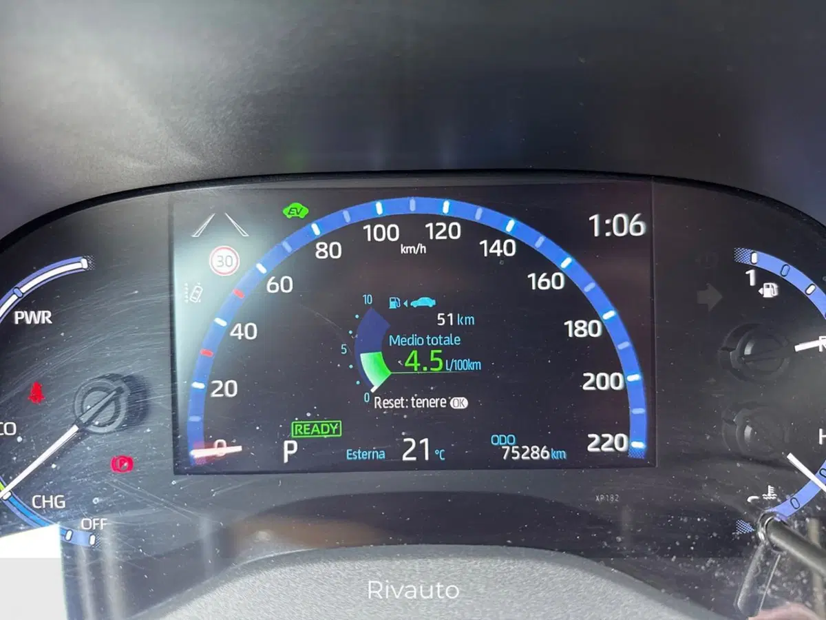 Toyota Yaris Cross usata a Como (9)