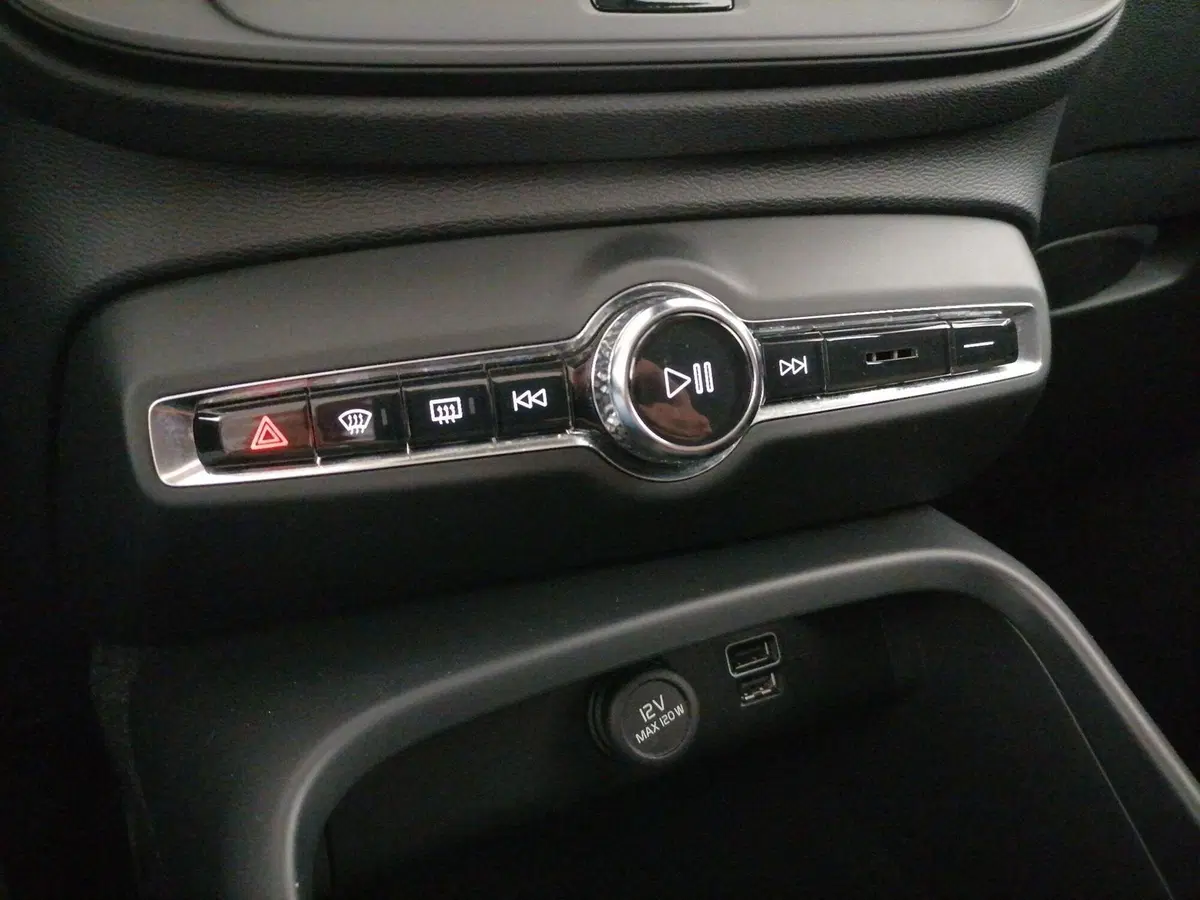 VOLVO Veicoli Commerciali XC40 usata a Roma (14)