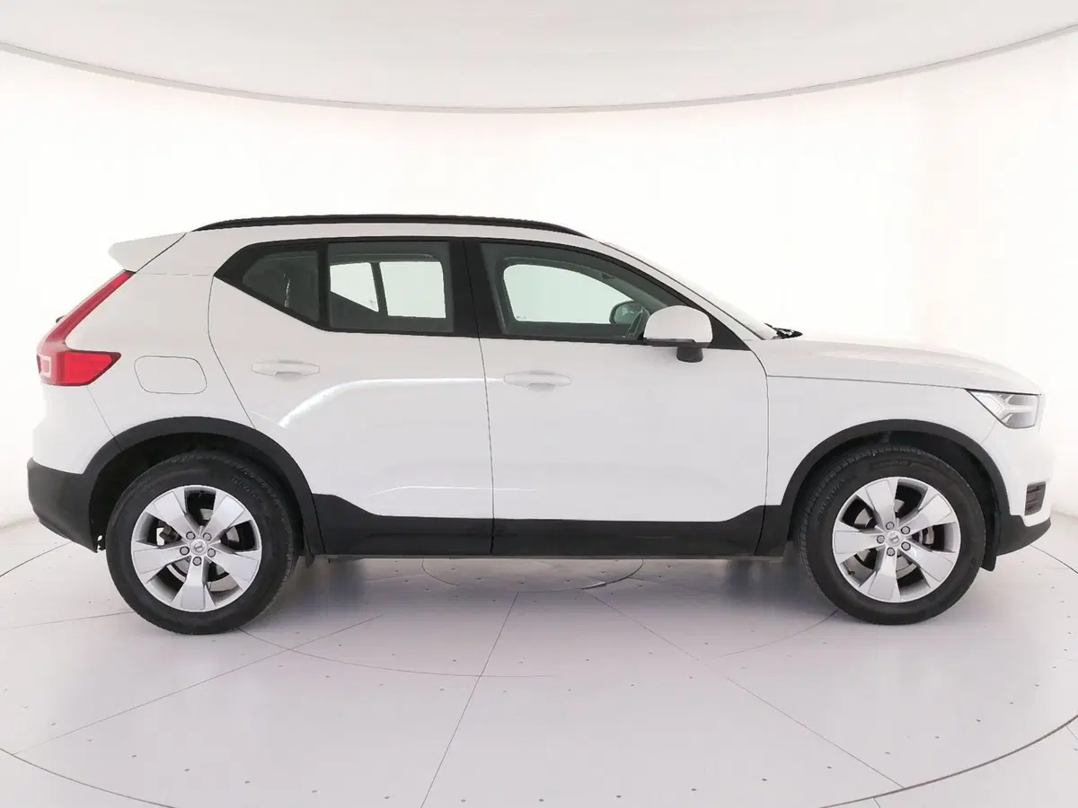 VOLVO Veicoli Commerciali XC40 usata a Roma (3)