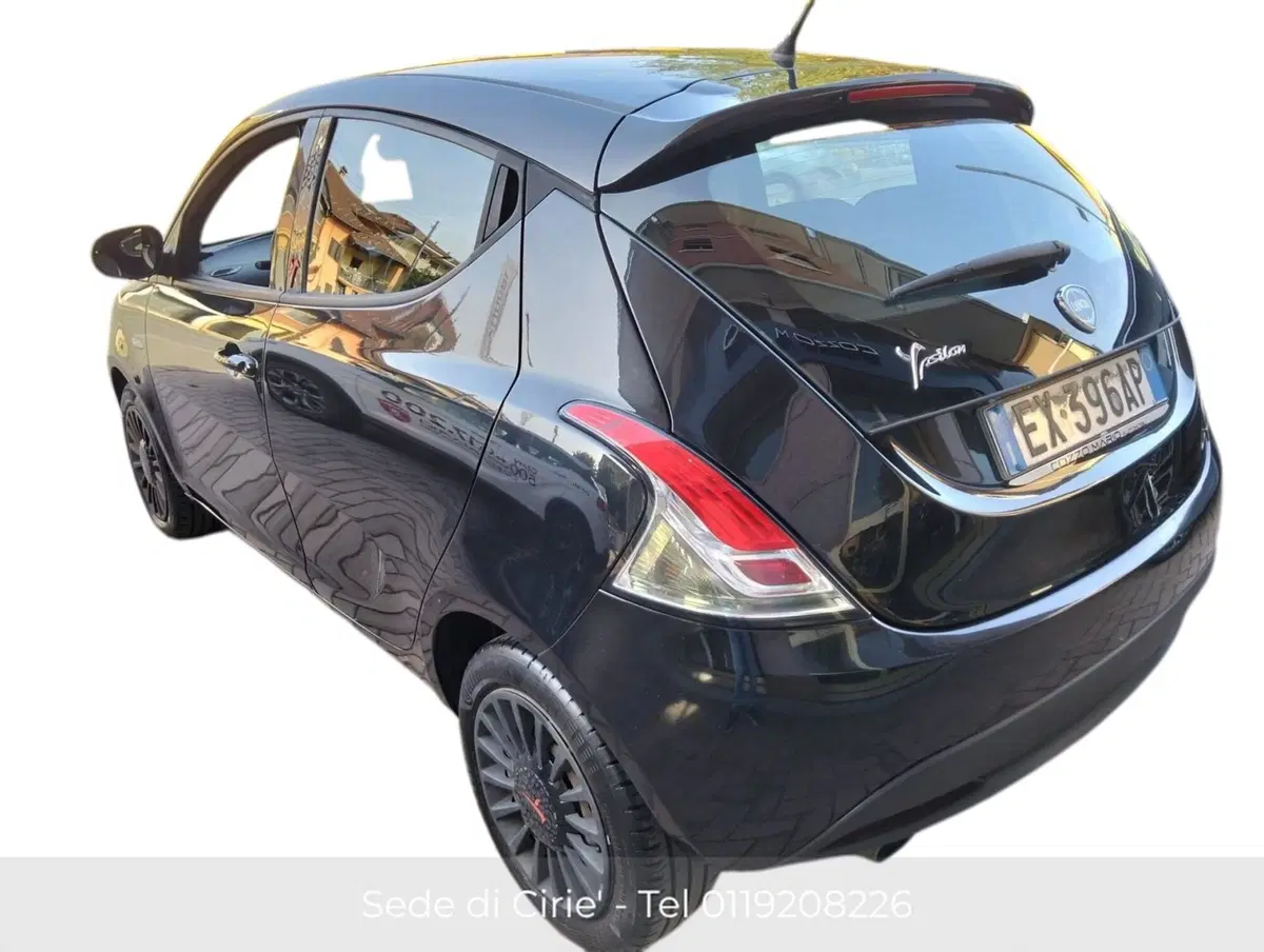 Lancia Ypsilon usata a Torino (3)