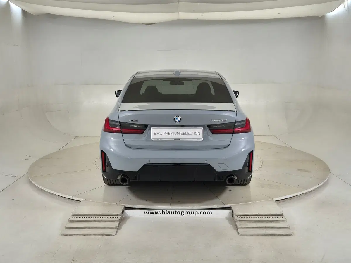 BMW Serie 3 usata a Torino (4)