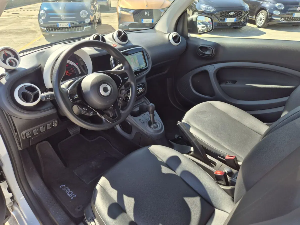 smart Fortwo usata  (6)
