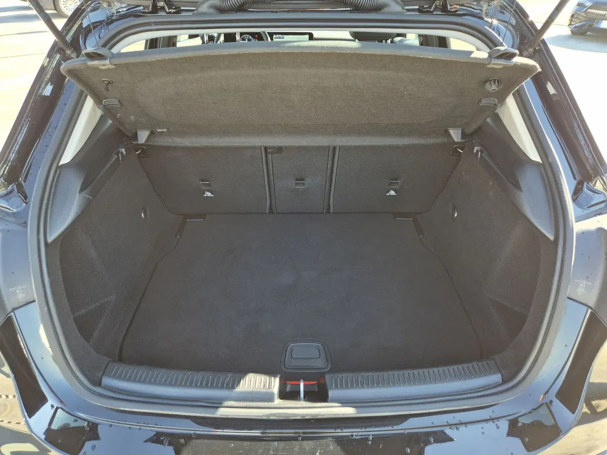 Mercedes-Benz Classe A usata  (12)
