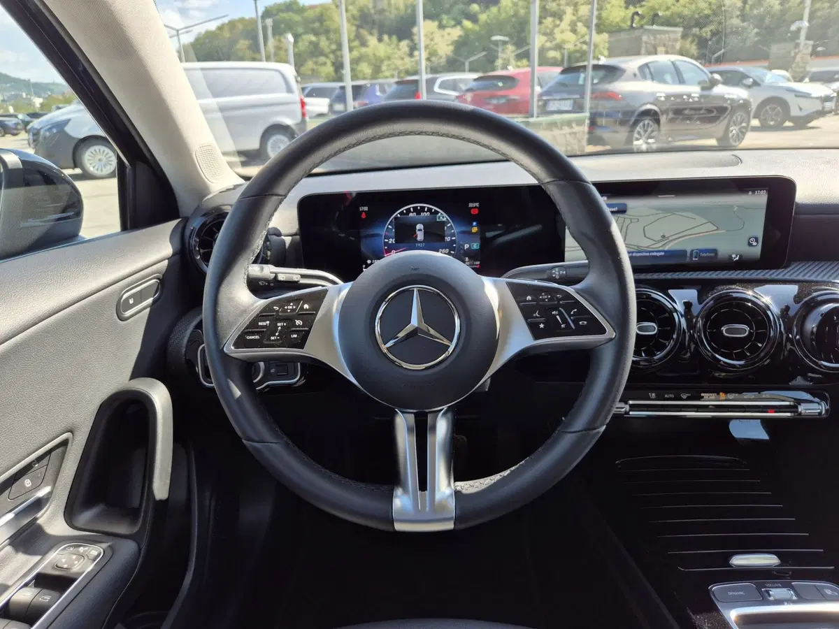 Mercedes-Benz Classe A usata  (17)