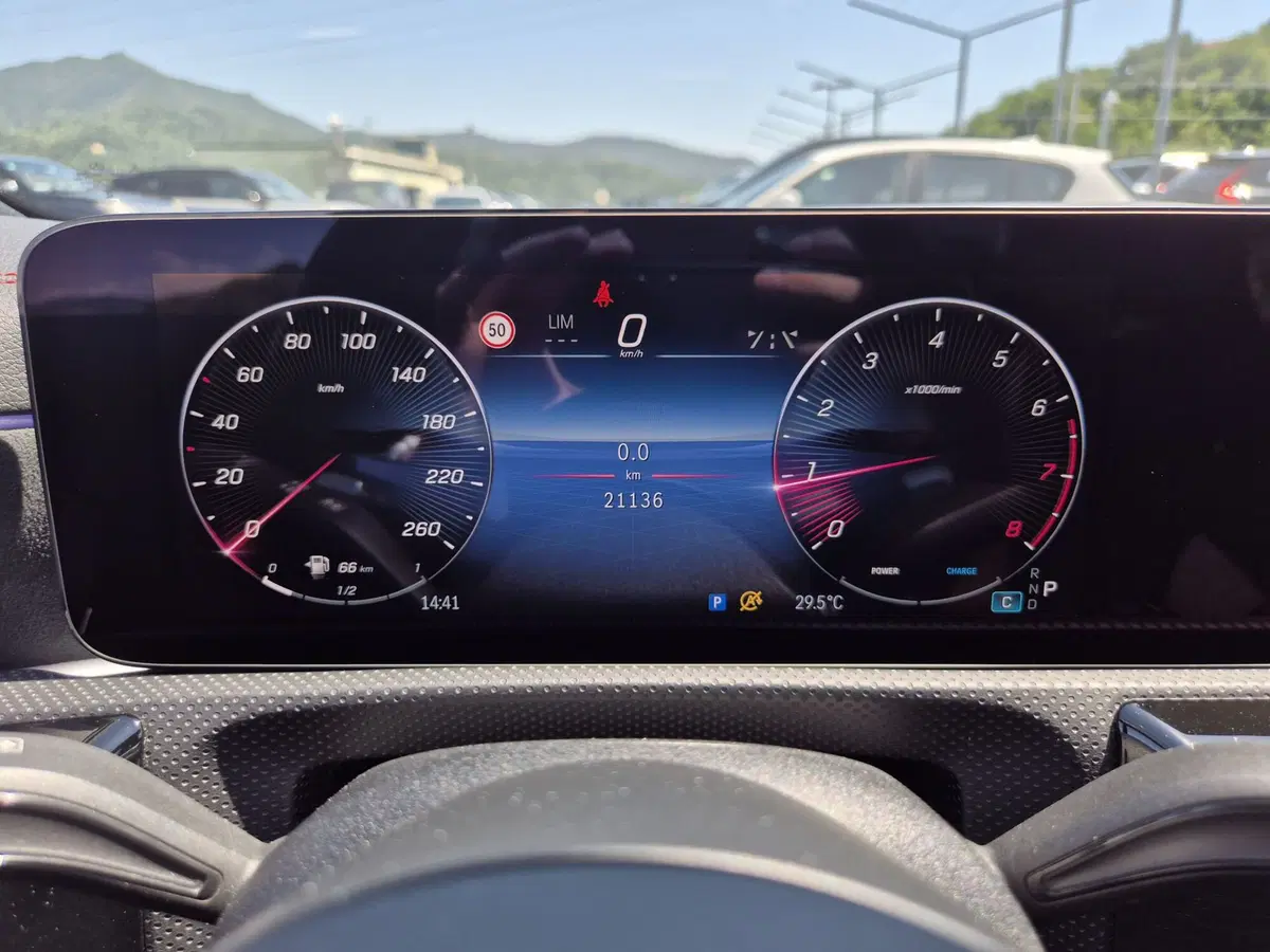 Mercedes-Benz CLA usata  (14)