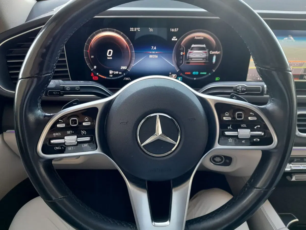 Mercedes-Benz GLE Coupé usata a Genova (13)
