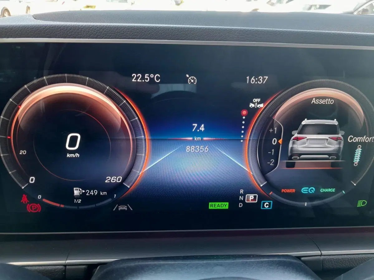 Mercedes-Benz GLE Coupé usata a Genova (14)