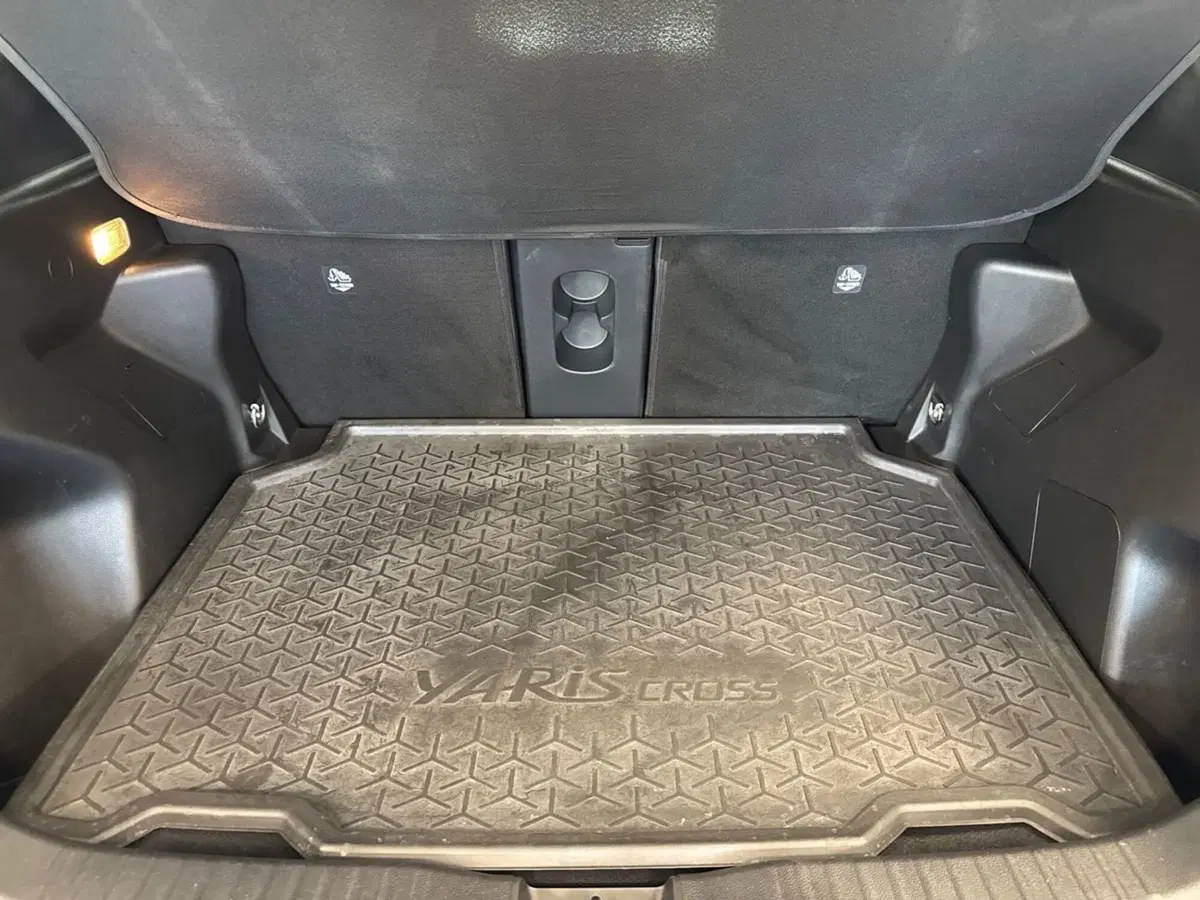 Toyota Yaris Cross usata a Prato (14)