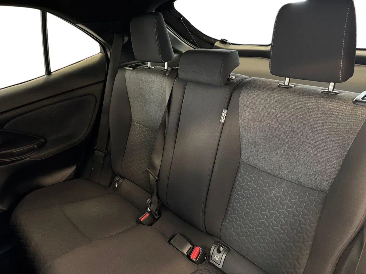 Toyota Yaris Cross usata a Prato (17)