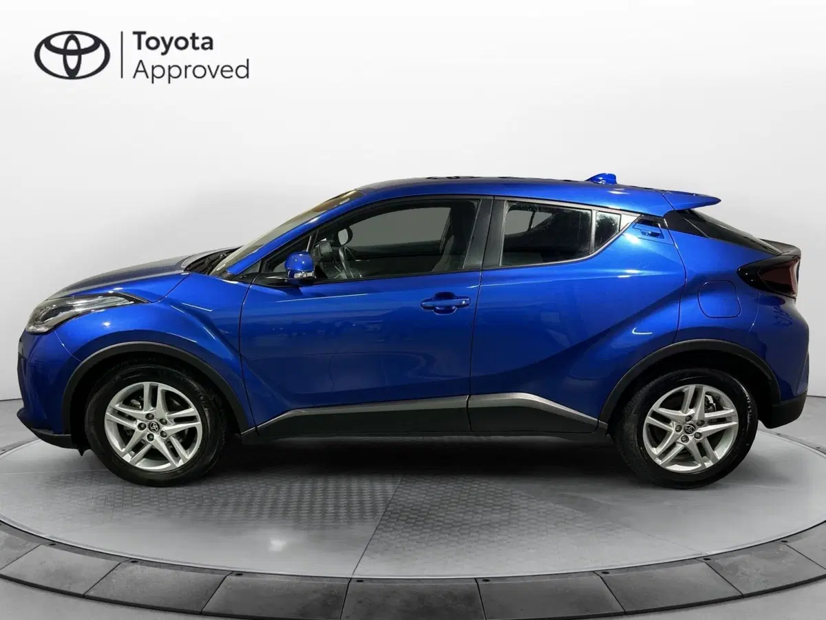 Toyota Toyota C-HR usata a Milano (3)