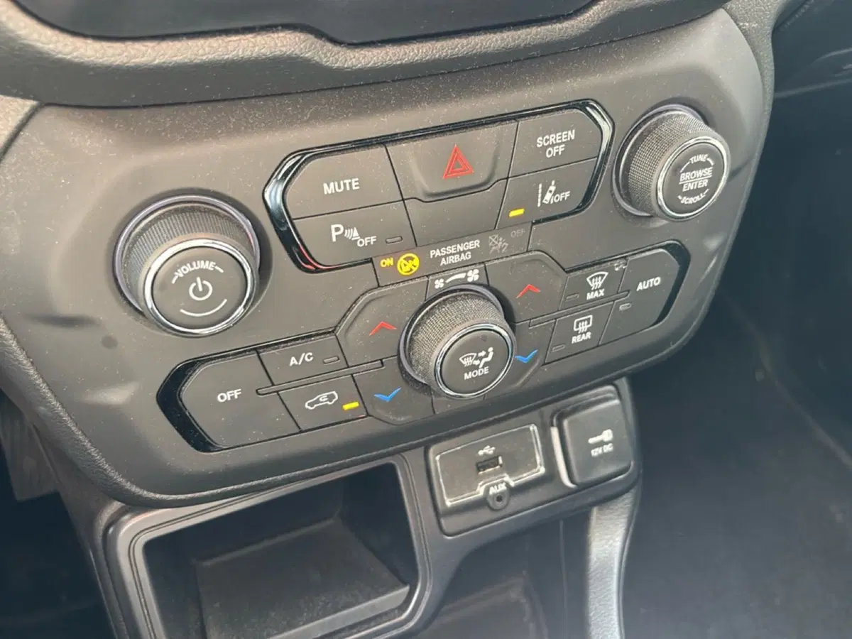 Jeep Renegade usata a Bologna (12)
