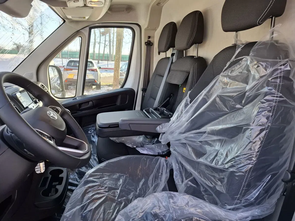 Toyota Proace Max Furgone nuova a Bologna (12)
