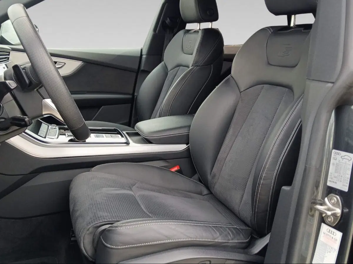 Audi Q8 usata a Firenze (11)