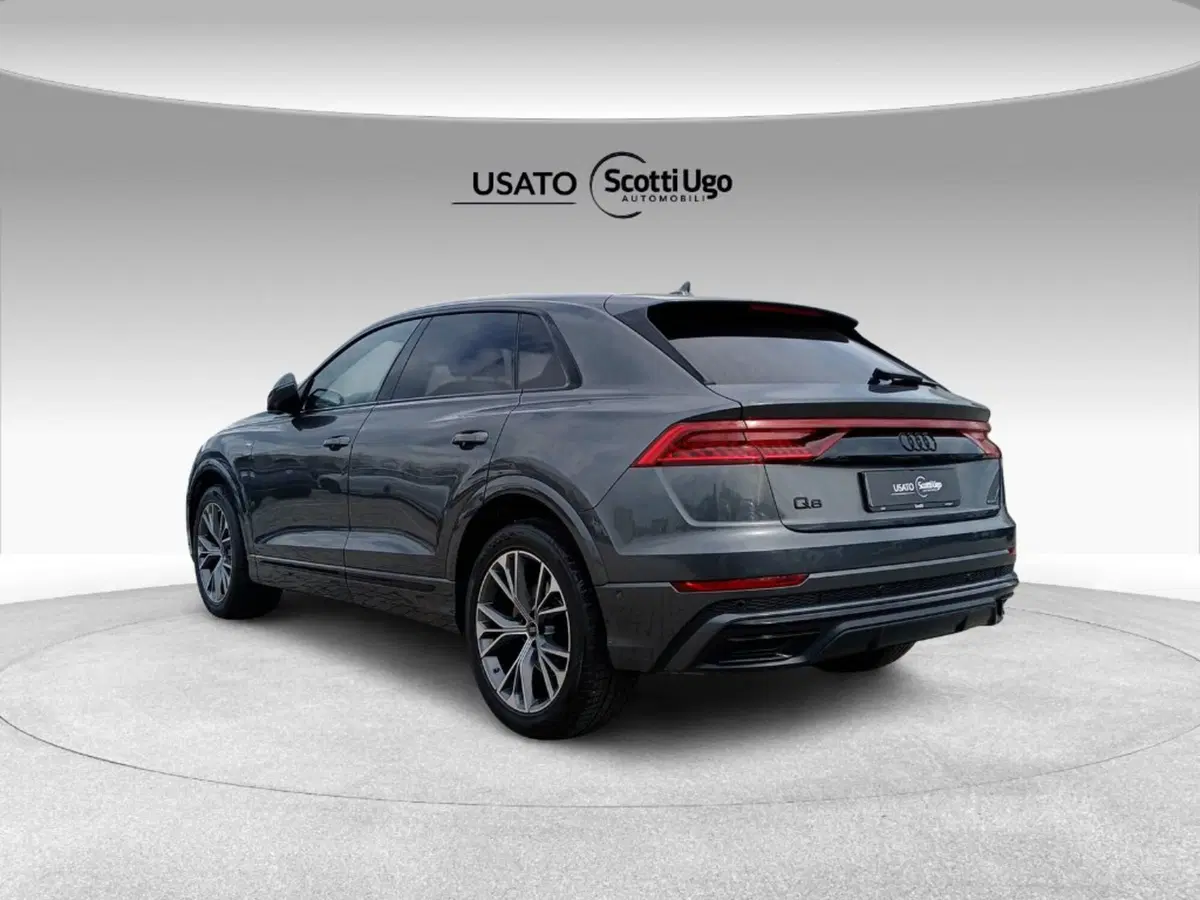 Audi Q8 usata a Firenze (4)
